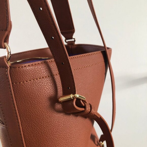 Sold out online! NWT Ela Mia Bucket Bag :: Walnut Pebble 🛍️ - Picture 4 of 12